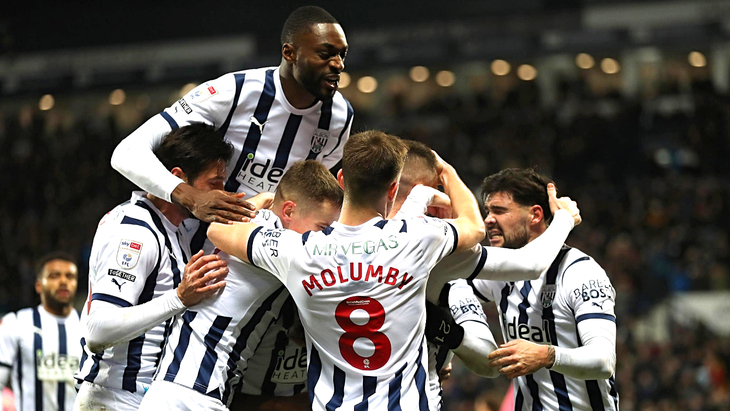 «Дрозды» в матче с «Лидсом»