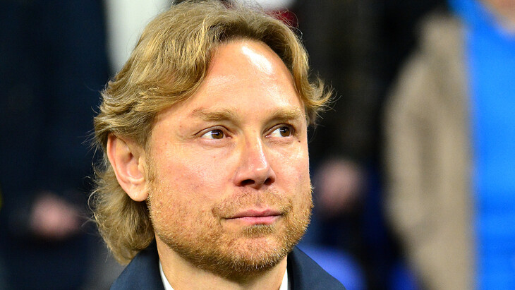 Валерий Карпин