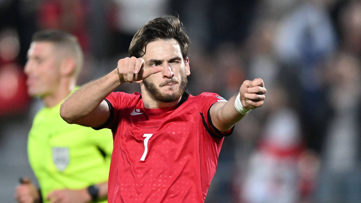 Хвича Кварацхелия — нападающий сборной Грузии