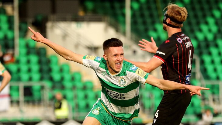 «Шэмрок Роверс» — «Викингур»