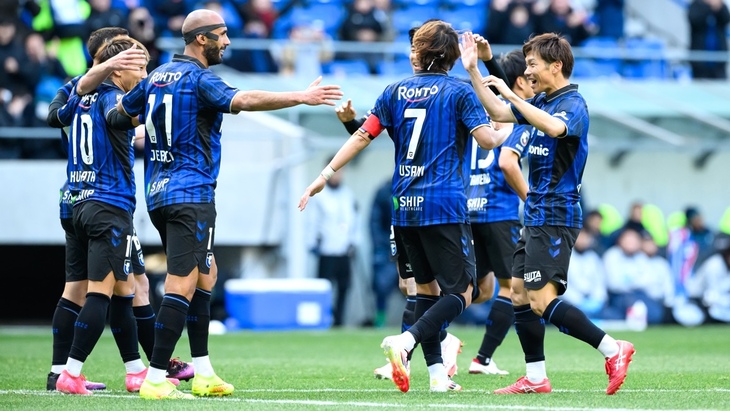 «Гамба Осака»