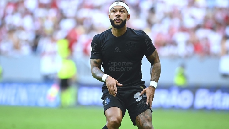 Мемфис Депай