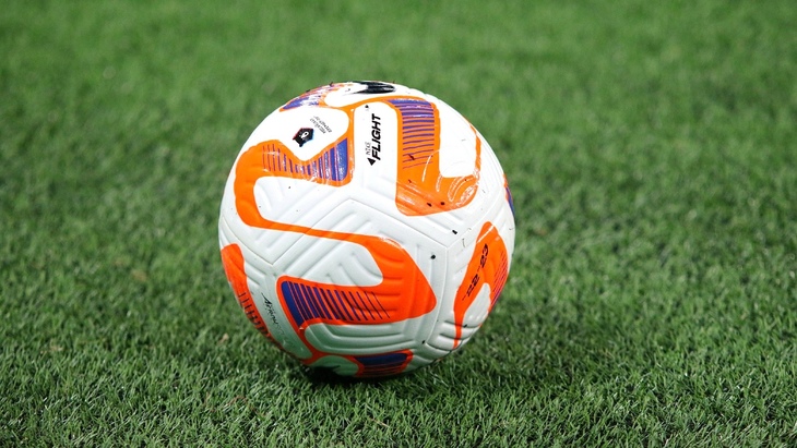 Футбольный мяч