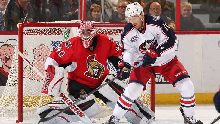 атака «Коламбуса» на ворота «Оттавы»