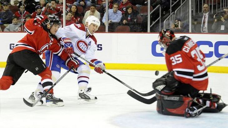 бросок «Монреаля» по воротам «Нью-Джерси»