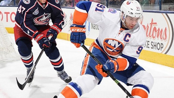 борьба в матче Нью-Йорк «Айлендерс» – «Коламбус»