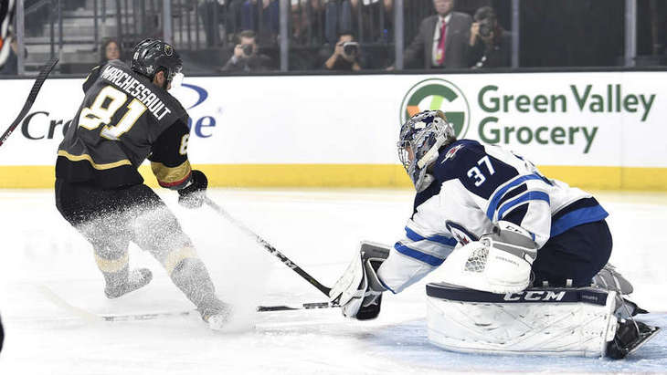 Джонатан Маршессо и Коннор Хэллебайк