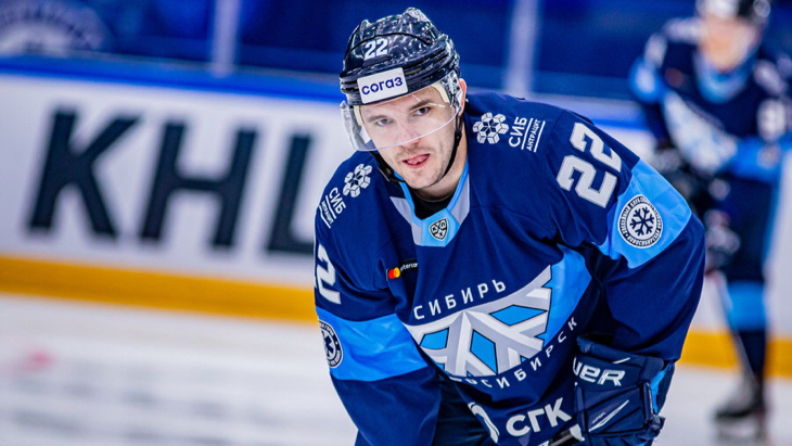 Виктор Комаров