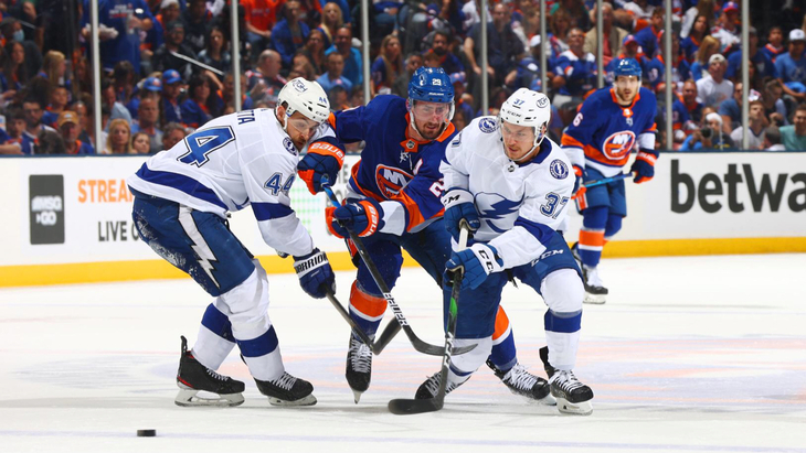 «Тампа-Бэй» в матче с «Айлендерс»