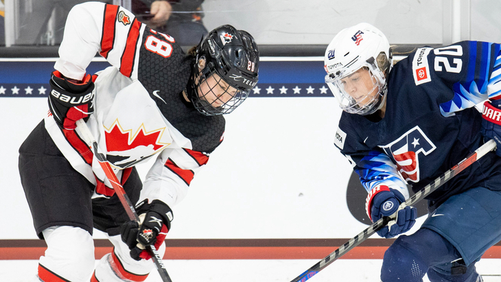 Женская сборная Канады в товарняке с США