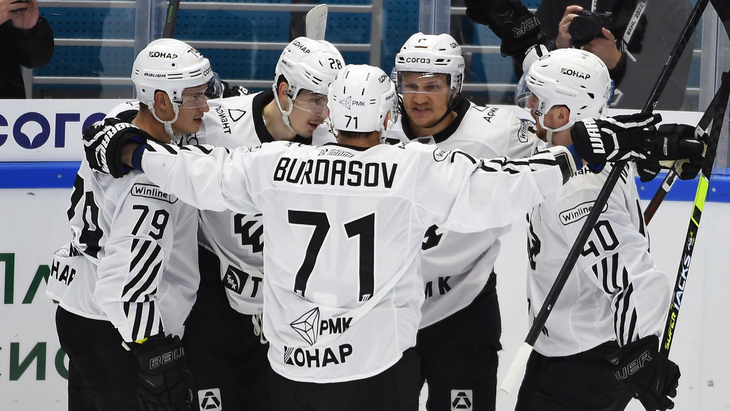 «Трактор» против «Барыса»