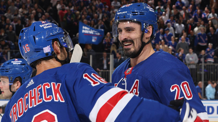 «Рейнджеры» празднуют победу над «Филадельфией»