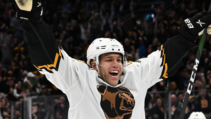 Тэйлор Холл