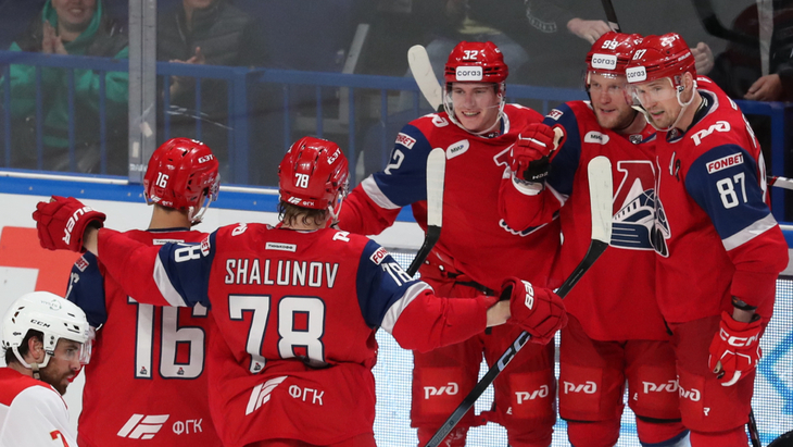 «Локомотив» проигрывает в трех матчах подряд