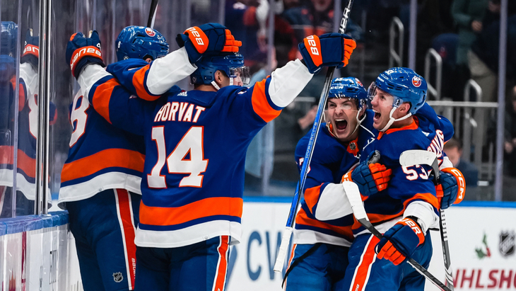 «Айлендерс» в матче с «Торонто»