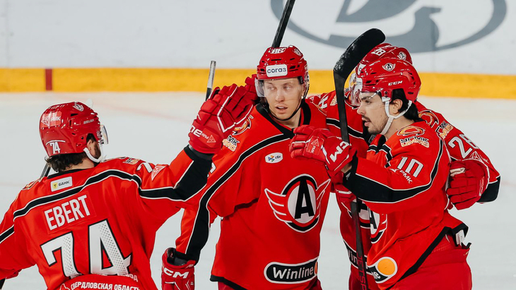 Прогноз и ставки на «Автомобилист» — «Ак Барс» Прогноз и ставки на «Автомобилист» — «Ак Барс»