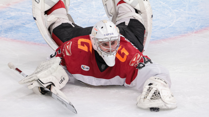 Никита Серебряков — голкипер «Авангарда»