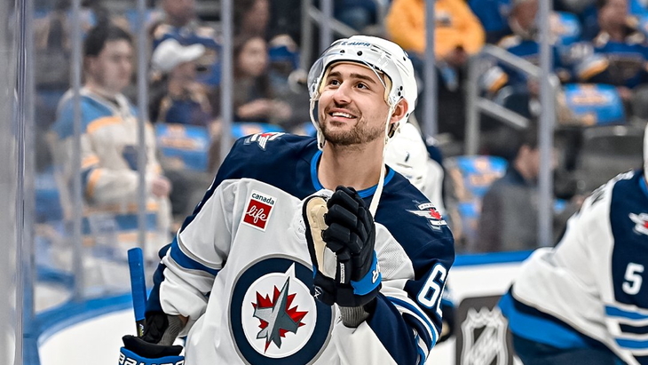 «Виннипег» одержал победу в пятой игре