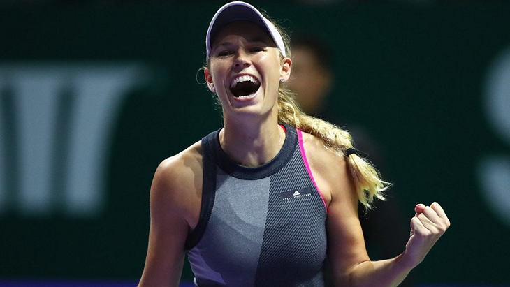 Каролин Возняцки