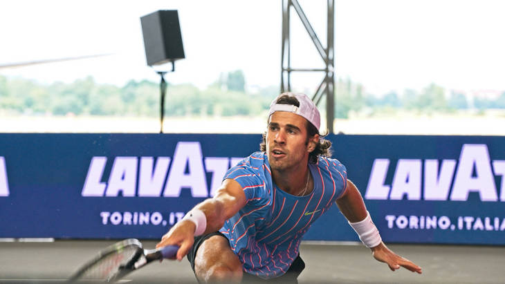 Карен Хачанов