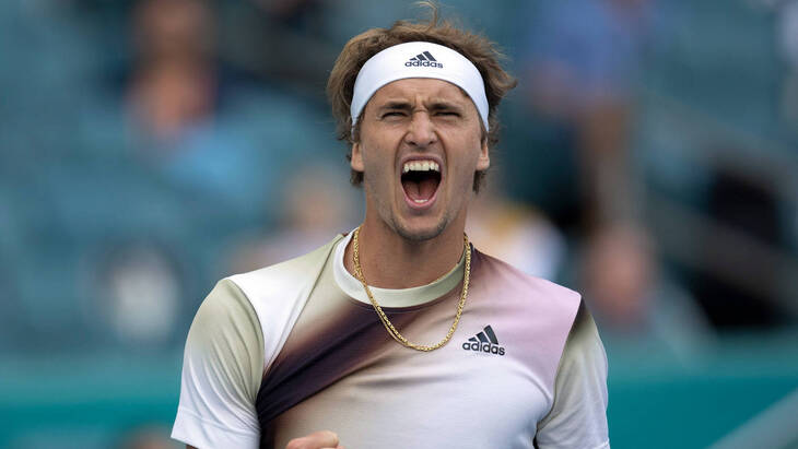 Александра Зверев