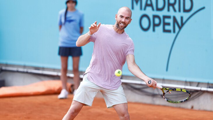 Адриан Маннарино