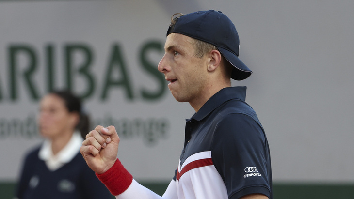 Таллон Грикспур