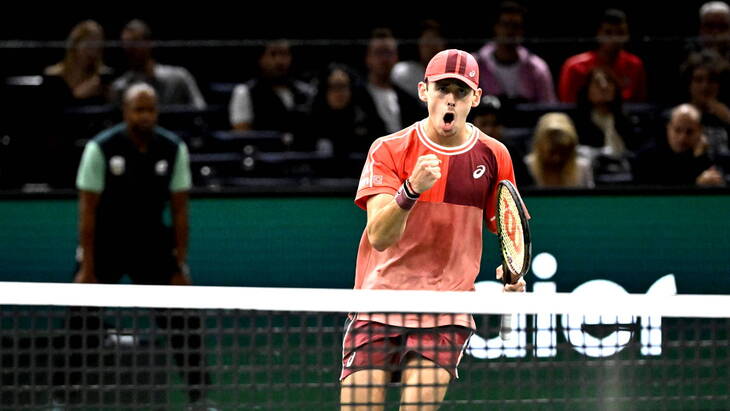 Алекс Де Минор