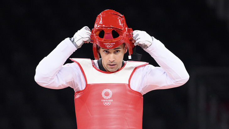 Владислав Ларин