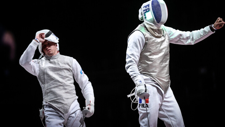 Тимур Сафин (слева) в финале ОИ Тимур Сафин (слева) в финале ОИ